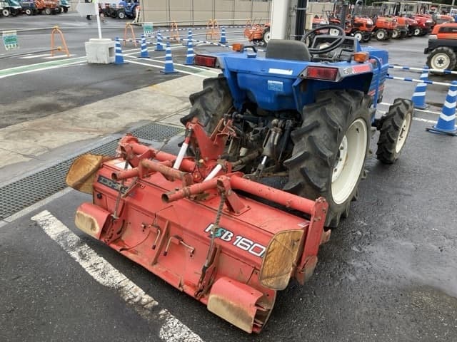 Tractor — Auction (lot 8461-2241)