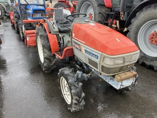 Tractor — Auction (lot 8461-2248)