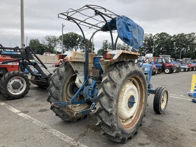 Tractor — Auction (lot 8461-2259)
