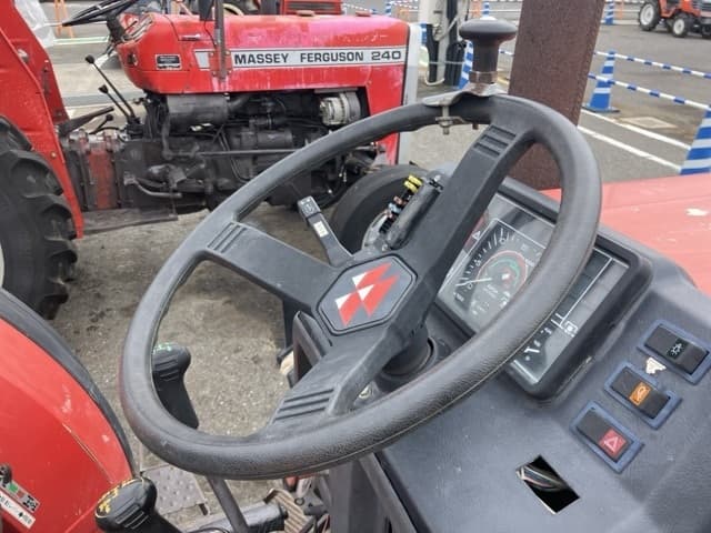 Tractor — Auction (lot 8461-2269)