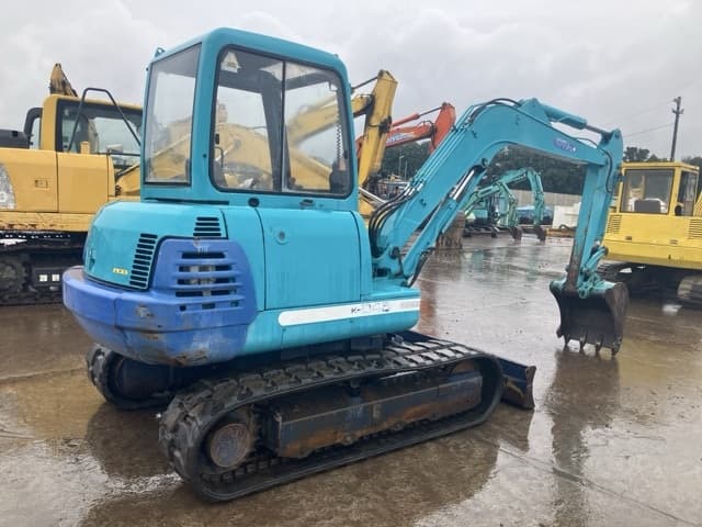 MINI EXCAVATOR — Auction (lot 8461-227)