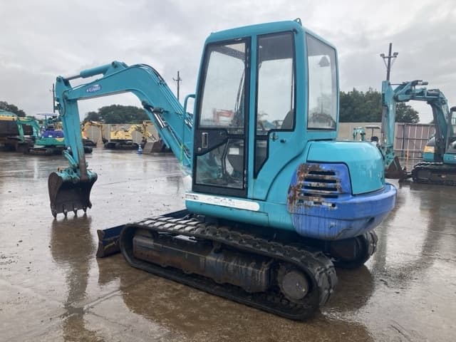 MINI EXCAVATOR — Auction (lot 8461-227)