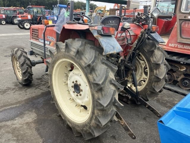 Tractor — Auction (lot 8461-2270)