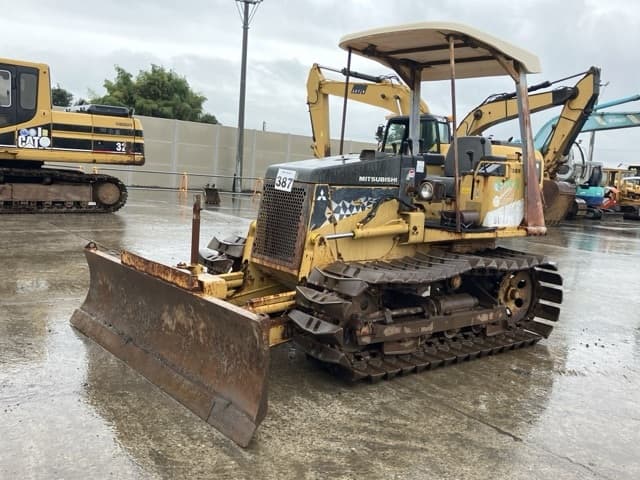 Bulldozer — Auction (lot 8461-228)