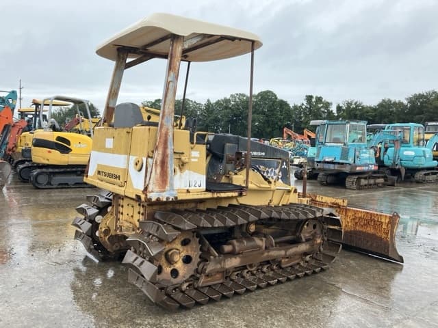 Bulldozer — Auction (lot 8461-228)
