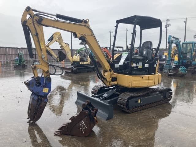 MINI EXCAVATOR — Auction (lot 8461-229)