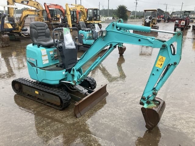 MINI EXCAVATOR — Auction (lot 8461-232)