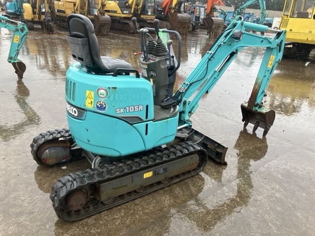 MINI EXCAVATOR — Auction (lot 8461-232)