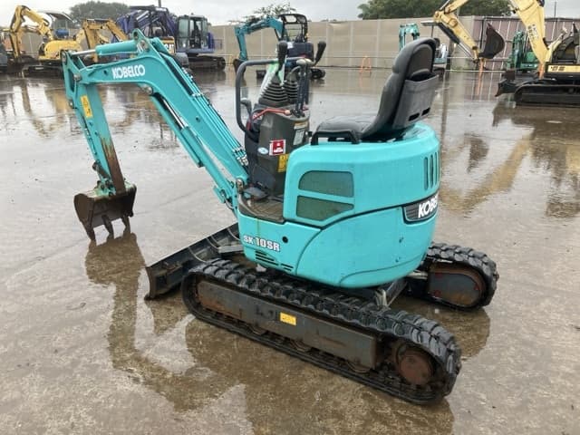 MINI EXCAVATOR — Auction (lot 8461-232)