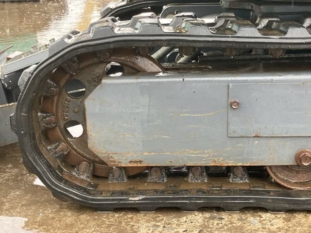MINI EXCAVATOR — Auction (lot 8461-233)