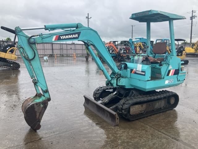 MINI EXCAVATOR — Auction (lot 8461-239)