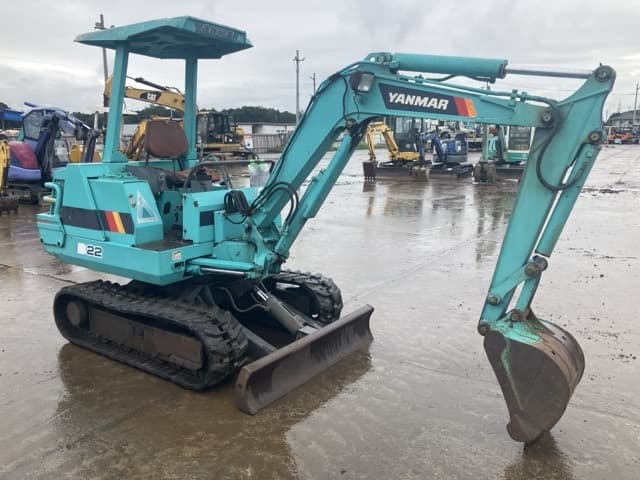 MINI EXCAVATOR — Auction (lot 8461-239)