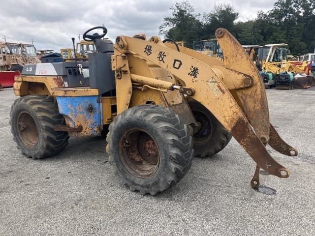 MINI WHEEL LOADER — Auction (lot 8461-240)