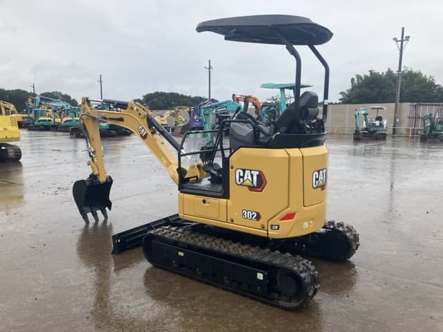 MINI EXCAVATOR — Auction (lot 8461-242)