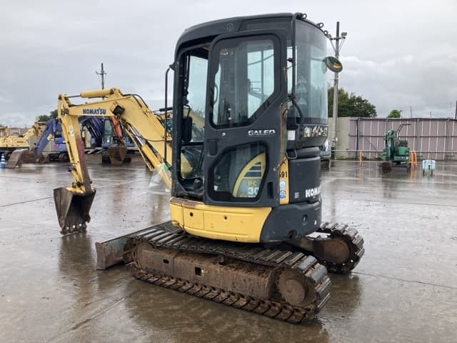 MINI EXCAVATOR — Auction (lot 8461-243)