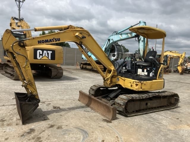 MINI EXCAVATOR — Auction (lot 8461-244)