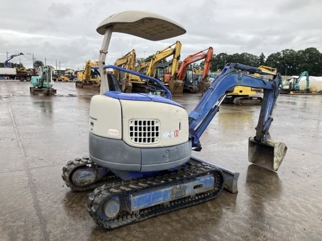 MINI EXCAVATOR — Auction (lot 8461-246)