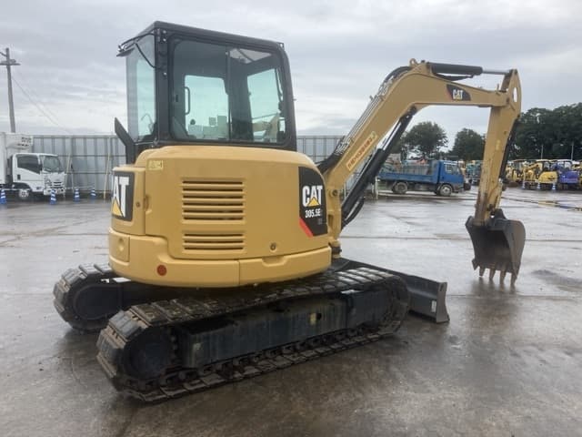 MINI EXCAVATOR — Auction (lot 8461-25)