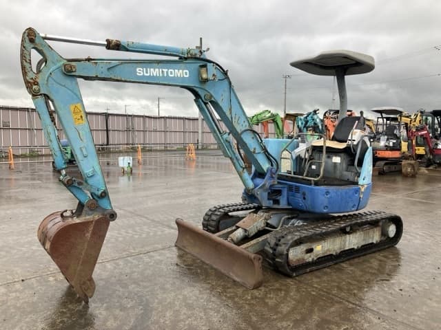 MINI EXCAVATOR — Auction (lot 8461-252)