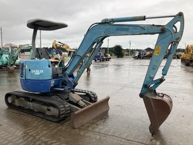 MINI EXCAVATOR — Auction (lot 8461-252)