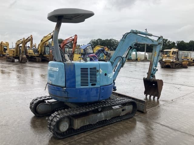 MINI EXCAVATOR — Auction (lot 8461-252)
