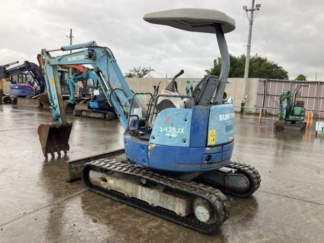 MINI EXCAVATOR — Auction (lot 8461-252)