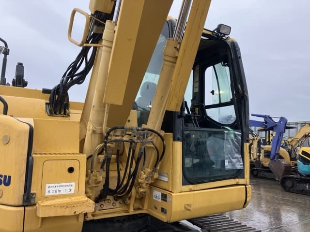 EXCAVATOR — Auction (lot 8461-253)