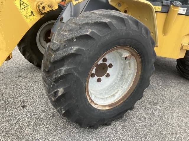 MINI WHEEL LOADER — Auction (lot 8461-26)