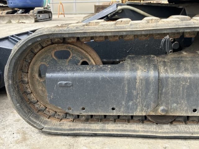 MINI EXCAVATOR — Auction (lot 8461-261)