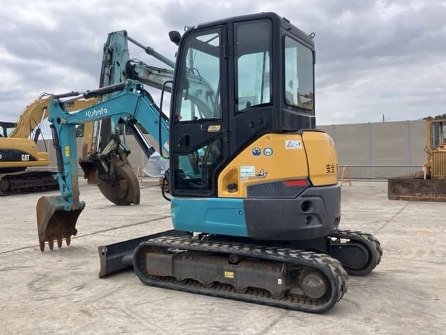 MINI EXCAVATOR — Auction (lot 8461-267)