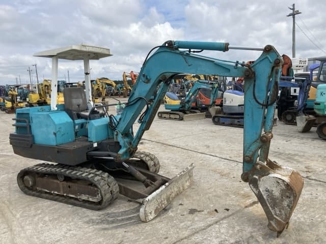 MINI EXCAVATOR — Auction (lot 8461-279)