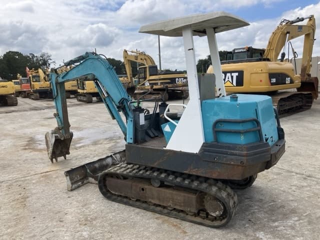 MINI EXCAVATOR — Auction (lot 8461-279)