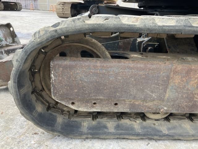 MINI EXCAVATOR — Auction (lot 8461-279)