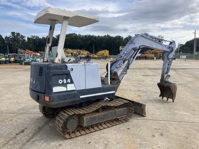 MINI EXCAVATOR — Auction (lot 8461-28)
