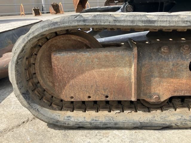 MINI EXCAVATOR — Auction (lot 8461-286)