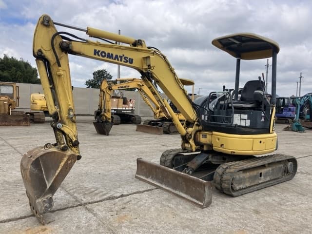 MINI EXCAVATOR — Auction (lot 8461-287)