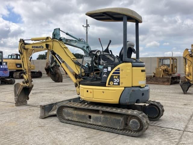 MINI EXCAVATOR — Auction (lot 8461-287)