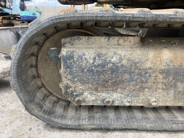 MINI EXCAVATOR — Auction (lot 8461-287)