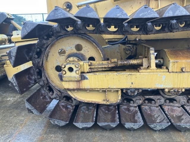 Bulldozer — Auction (lot 8461-3)