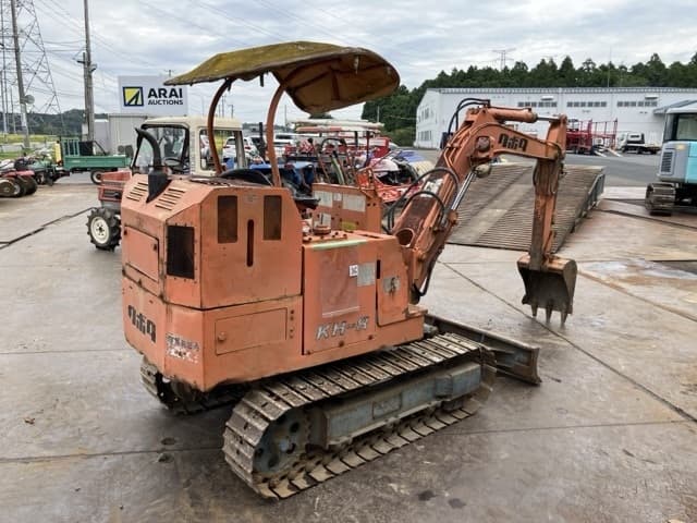 MINI EXCAVATOR — Auction (lot 8461-30001)