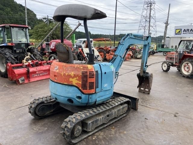 MINI EXCAVATOR — Auction (lot 8461-30002)