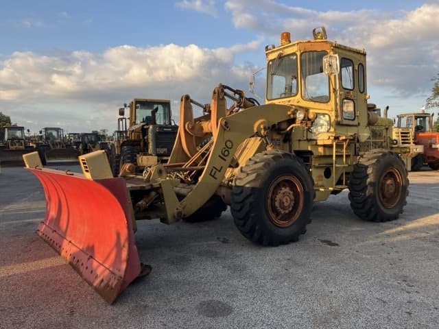 WHEEL LOADER — Auction (lot 8461-302)