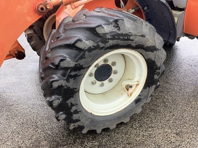MINI WHEEL LOADER — Auction (lot 8461-31)