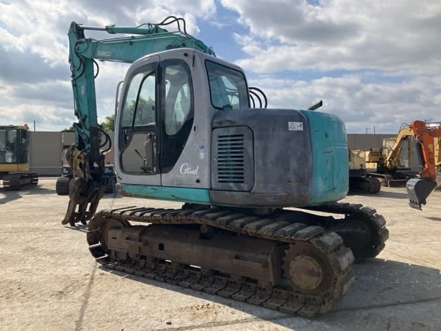 EXCAVATOR — Auction (lot 8461-310)