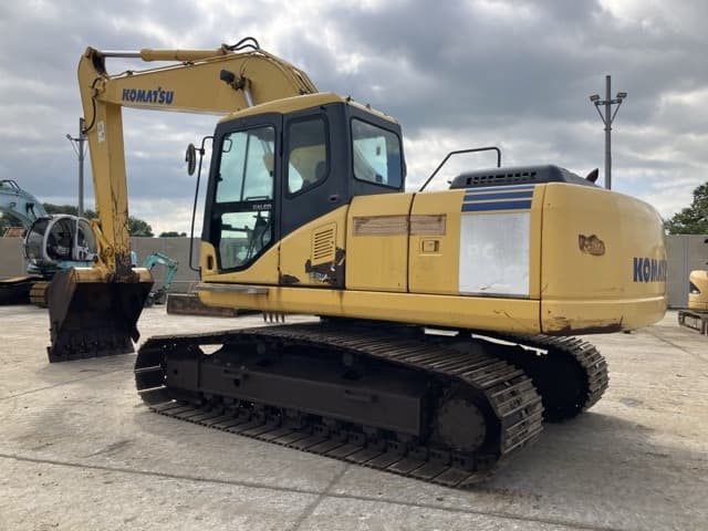 EXCAVATOR — Auction (lot 8461-311)