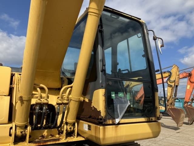 EXCAVATOR — Auction (lot 8461-311)