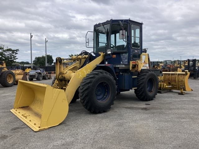 WHEEL LOADER — Auction (lot 8461-312)