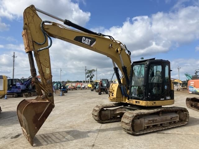 EXCAVATOR — Auction (lot 8461-316)