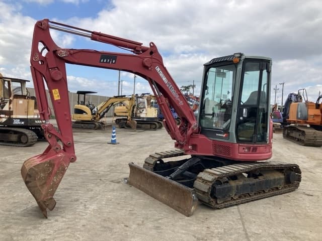 MINI EXCAVATOR — Auction (lot 8461-317)