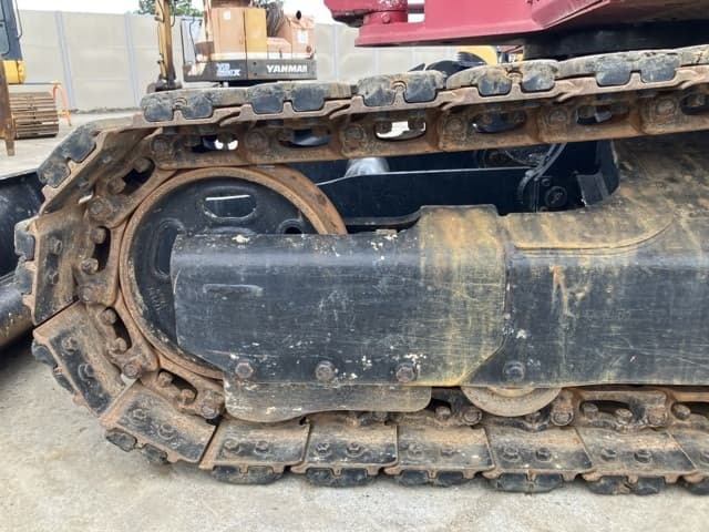 MINI EXCAVATOR — Auction (lot 8461-317)